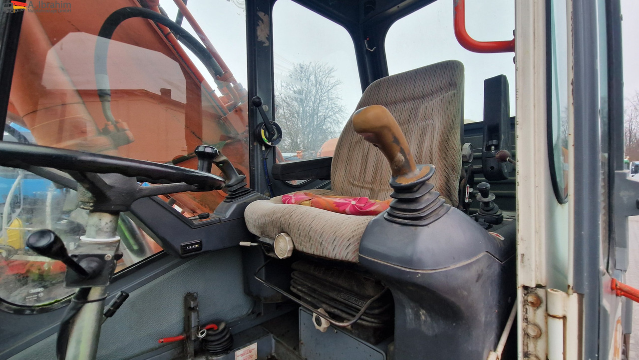 Atlas 1604K Verstellausleger - حفارة على عجلات: صور 5 Atlas 1604K Verstellausleger - حفارة على عجلات: صور 5