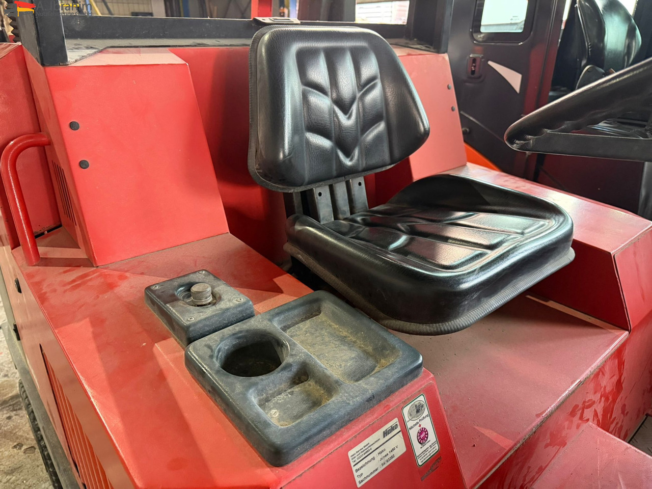 Hako Jonas 1450 V | 13 KW | 541 Betriebsstunden - سياره كنس شوارع: صور 3 Hako Jonas 1450 V | 13 KW | 541 Betriebsstunden - سياره كنس شوارع: صور 3