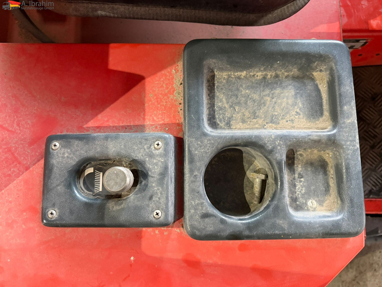 Hako Jonas 1450 V | 13 KW | 541 Betriebsstunden - سياره كنس شوارع: صور 4 Hako Jonas 1450 V | 13 KW | 541 Betriebsstunden - سياره كنس شوارع: صور 4