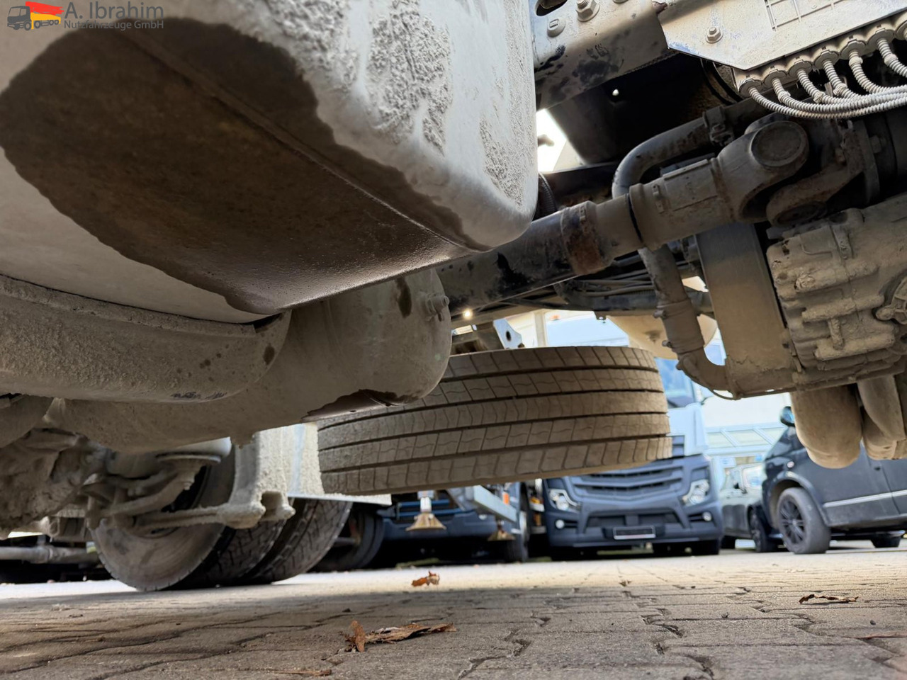 Iveco Stralis 460 E6 HI-WAY | Retarder | Euro 6 | 4x2 - شاحنة جرار: صور 4 Iveco Stralis 460 E6 HI-WAY | Retarder | Euro 6 | 4x2 - شاحنة جرار: صور 4