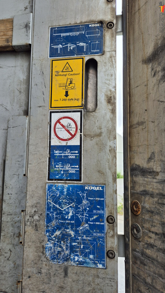 Kögel SN24 Standard, neutrale Plane Edscha, XXL Zertifikat - الخيمة نصف مقطورة: صور 2 Kögel SN24 Standard, neutrale Plane Edscha, XXL Zertifikat - الخيمة نصف مقطورة: صور 2