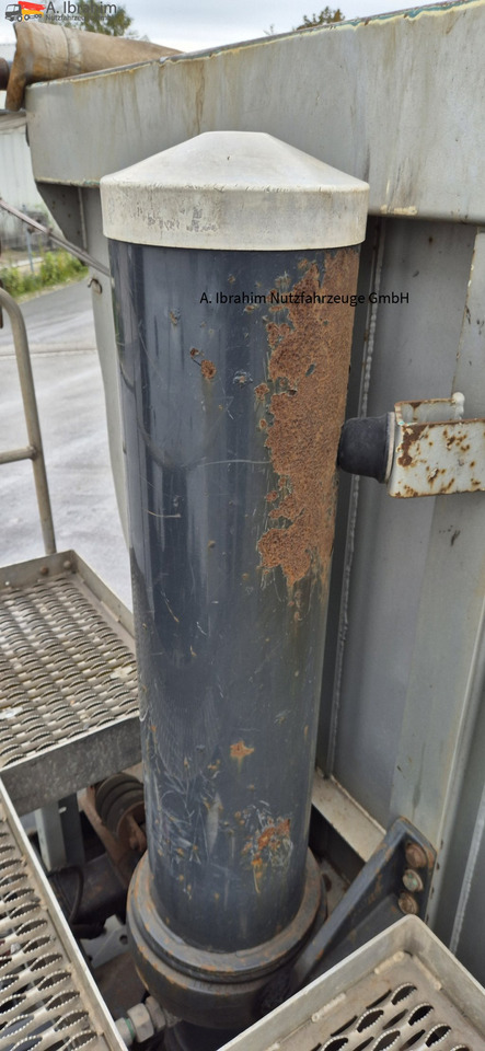 Langendorf SKS-HS 24/30 Isomulde Stahl 24 cbm. einsatzbereit - قلابة نصف مقطورة: صور 4 Langendorf SKS-HS 24/30 Isomulde Stahl 24 cbm. einsatzbereit - قلابة نصف مقطورة: صور 4