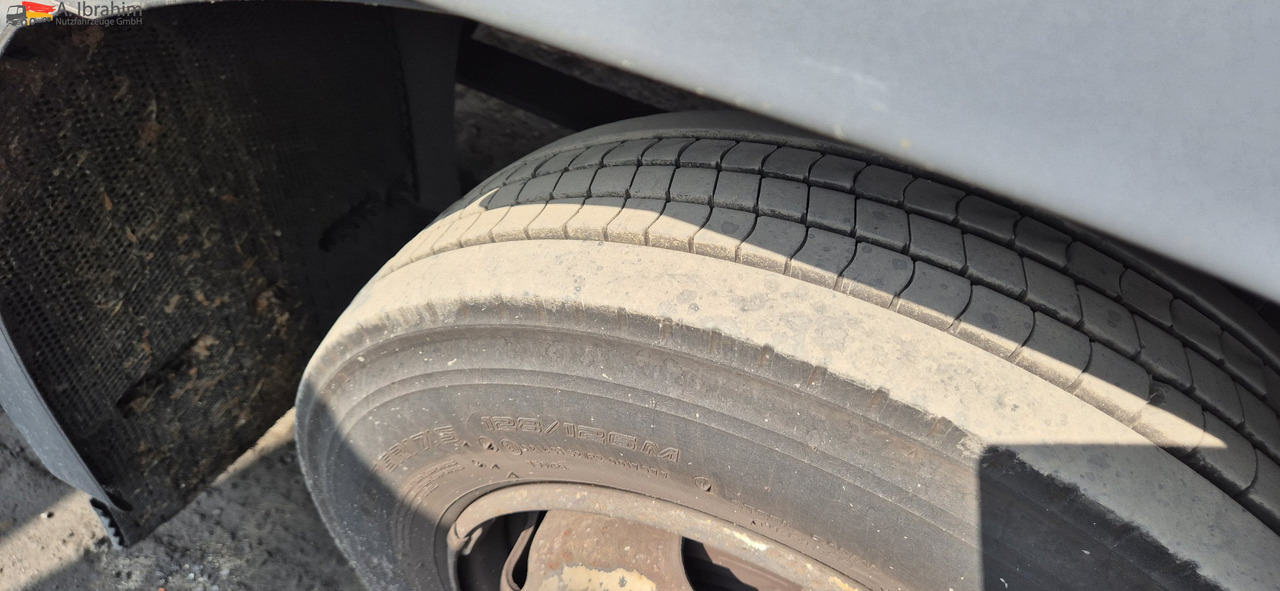 MAN TGL 8.150 4X2 BL Unfallschaden bedingt fahrbereit, Motor ok - الشاحنات الصغيرة: صور 5 MAN TGL 8.150 4X2 BL Unfallschaden bedingt fahrbereit, Motor ok - الشاحنات الصغيرة: صور 5