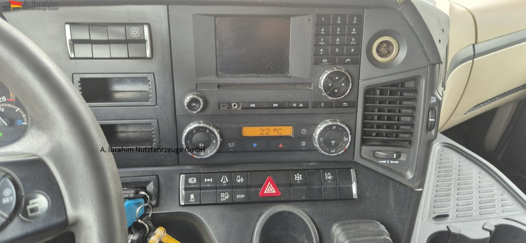 Mercedes-Benz 1840 Kipp- Schubbodenhydraulik - شاحنة جرار: صور 2 Mercedes-Benz 1840 Kipp- Schubbodenhydraulik - شاحنة جرار: صور 2