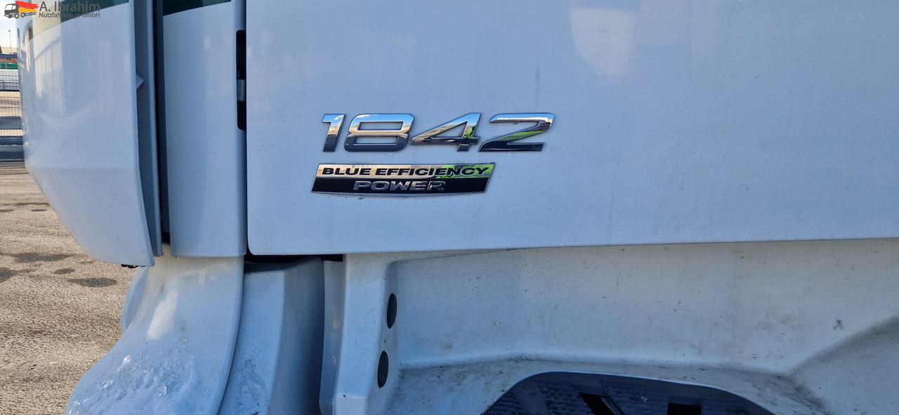 Mercedes-Benz 1842 sehr sauber, deutsches Fahrzeug einsatzbereit - شاحنة جرار: صور 2 Mercedes-Benz 1842 sehr sauber, deutsches Fahrzeug einsatzbereit - شاحنة جرار: صور 2