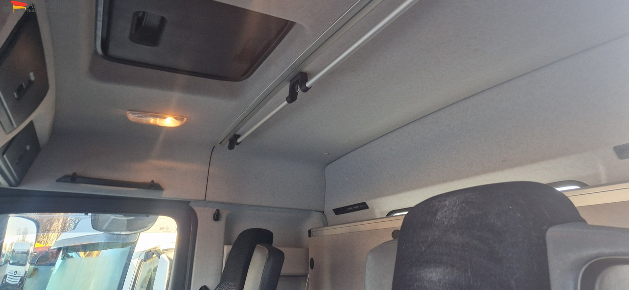 Mercedes-Benz 2643 6x4, Blatt Luft, scheckheft Mercedes , Kipphydraulik - شاحنة جرار: صور 4 Mercedes-Benz 2643 6x4, Blatt Luft, scheckheft Mercedes , Kipphydraulik - شاحنة جرار: صور 4