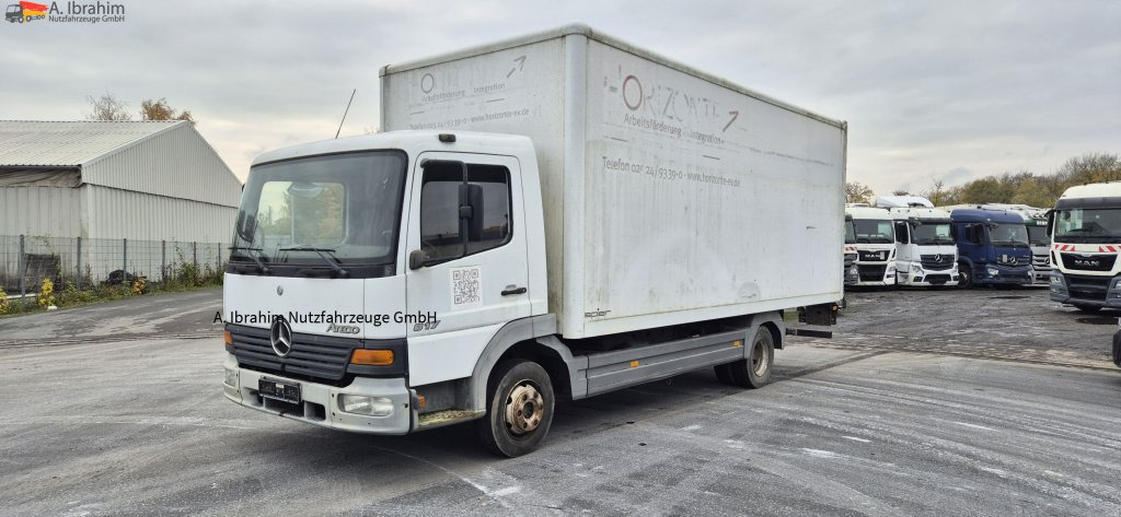 Mercedes-Benz 817 Möbelkoffer - الشاحنات الصغيرة صندوق مغلق: صور 1 Mercedes-Benz 817 Möbelkoffer - الشاحنات الصغيرة صندوق مغلق: صور 1