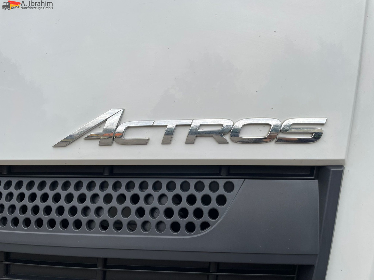 Mercedes-Benz ACTROS 2548 6x2 | Liftachse | 68t Zuggew.| Schwerlast-SZM - شاحنة جرار: صور 4 Mercedes-Benz ACTROS 2548 6x2 | Liftachse | 68t Zuggew.| Schwerlast-SZM - شاحنة جرار: صور 4