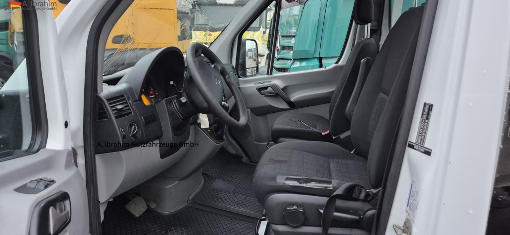 Mercedes-Benz Sprinter DB 319 CDI Automatik, Tempomat - سيارة السحب للتصليح: صور 2 Mercedes-Benz Sprinter DB 319 CDI Automatik, Tempomat - سيارة السحب للتصليح: صور 2