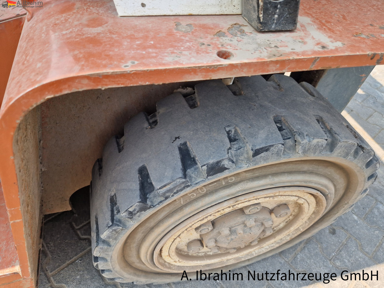 Nissan BF 03-40 4t Stapler - رافعة شوكية: صور 2 Nissan BF 03-40 4t Stapler - رافعة شوكية: صور 2