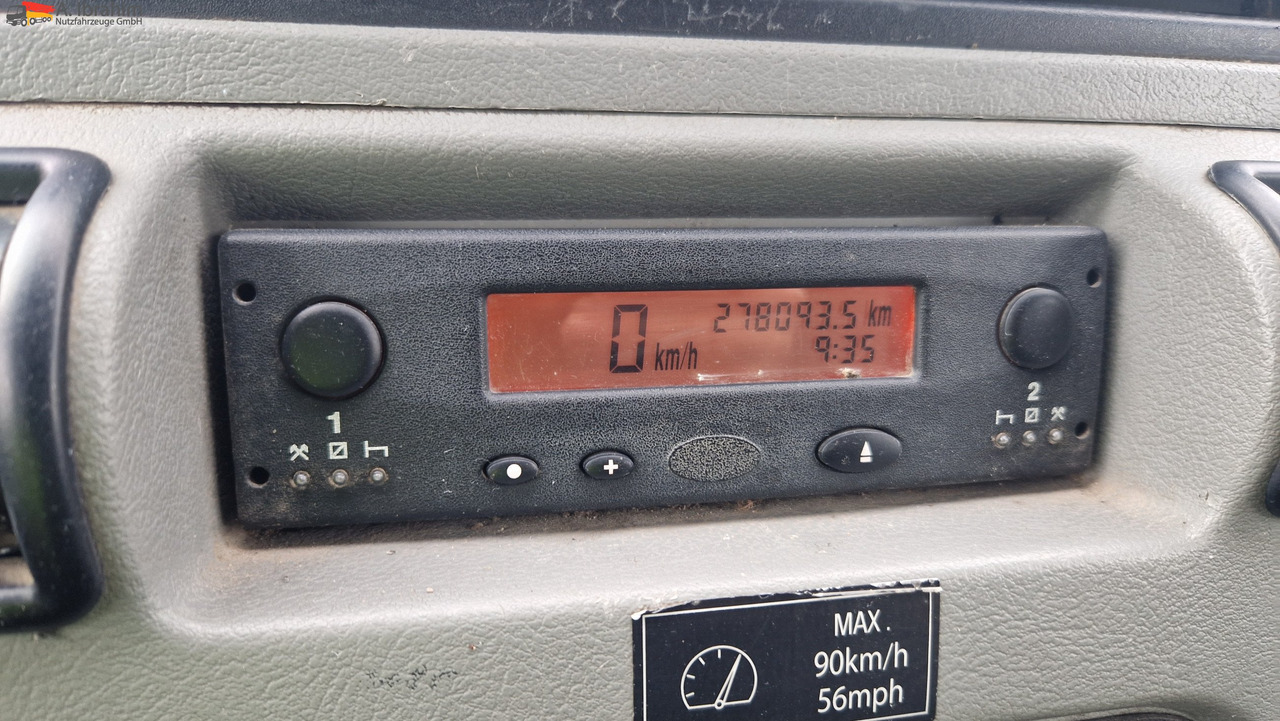 Renault 52AF, zwillingsbereift 2.8 nicht neu, aber läuft, - فان: صور 3 Renault 52AF, zwillingsbereift 2.8 nicht neu, aber läuft, - فان: صور 3