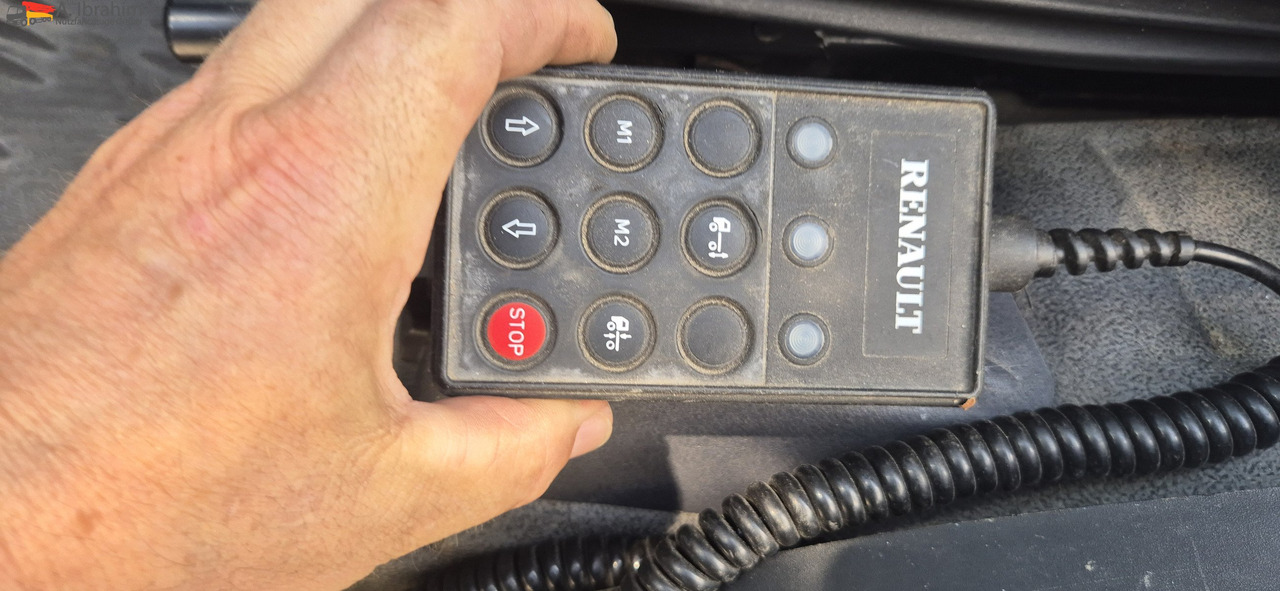 Renault Midlum 180 DCI Werkstattkoffer mit Treppe - الشاحنات الصغيرة صندوق مغلق: صور 2 Renault Midlum 180 DCI Werkstattkoffer mit Treppe - الشاحنات الصغيرة صندوق مغلق: صور 2