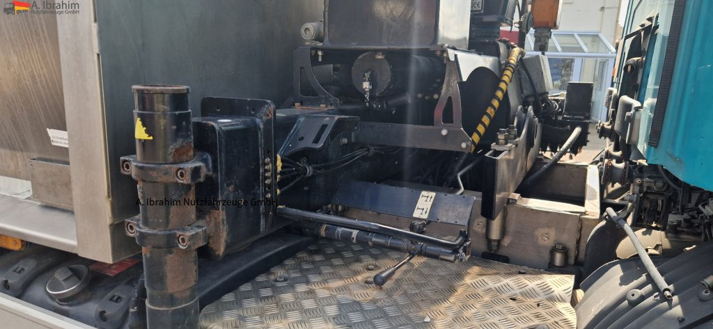 Scania P230, Kran, Edelstahlaufbau Greifer, Tierentsorgung - قلابات, شاحنة كرين: صور 4 Scania P230, Kran, Edelstahlaufbau Greifer, Tierentsorgung - قلابات, شاحنة كرين: صور 4
