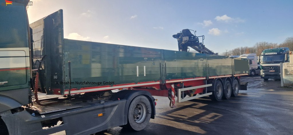 Terex 145.2 - 8.9 einsatzbereit - نصف مقطورة مسطحة: صور 1 Terex 145.2 - 8.9 einsatzbereit - نصف مقطورة مسطحة: صور 1