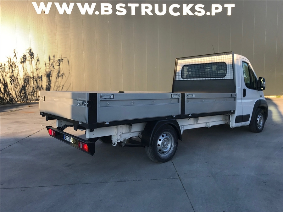 FIAT DUCATO - الشاحنات الصغيرة المسطحة: صور 4 FIAT DUCATO - الشاحنات الصغيرة المسطحة: صور 4