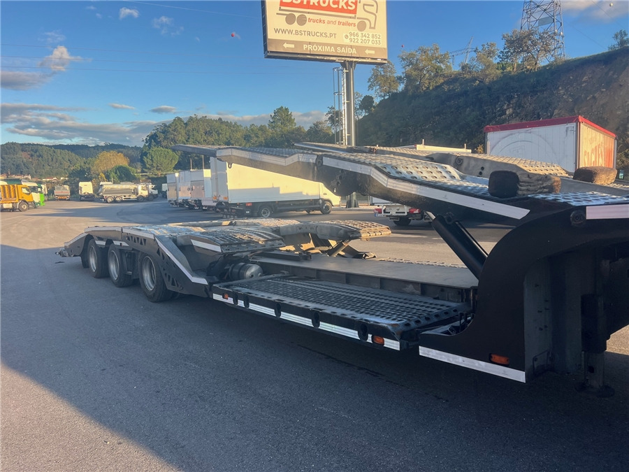 FMS FS3 - شاحنة نقل سيارات نصف مقطورة: صور 4 FMS FS3 - شاحنة نقل سيارات نصف مقطورة: صور 4