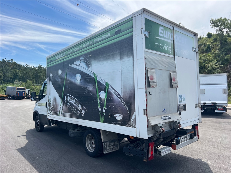 Iveco 35C16HA8 - الشاحنات الصغيرة صندوق مغلق: صور 4 Iveco 35C16HA8 - الشاحنات الصغيرة صندوق مغلق: صور 4