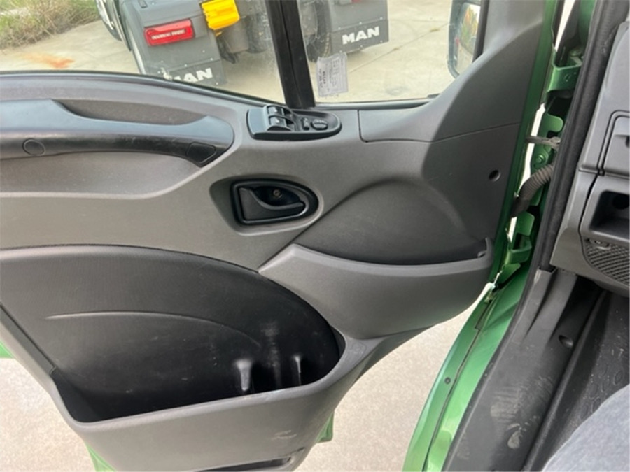 تأجير Iveco 35C17 Iveco 35C17: صور 9