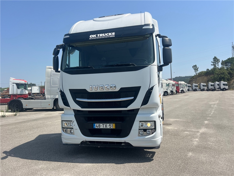 Iveco AS440S46T/P - شاحنة جرار: صور 2 Iveco AS440S46T/P - شاحنة جرار: صور 2