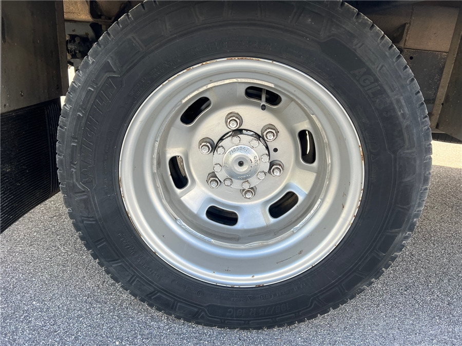 الشاحنات الصغيرة المبردة Iveco daily 35-180: صور 10