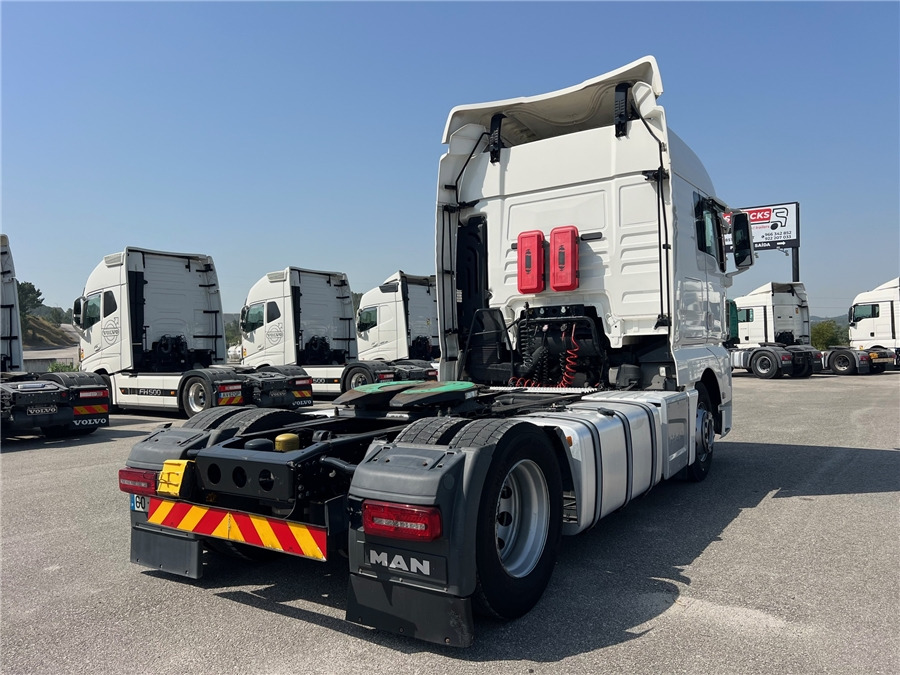 MAN TGX 18.460 - شاحنة جرار: صور 4 MAN TGX 18.460 - شاحنة جرار: صور 4