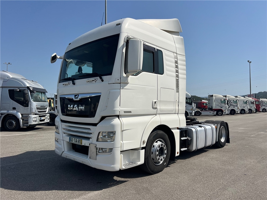 MAN TGX 18.460 - شاحنة جرار: صور 1 MAN TGX 18.460 - شاحنة جرار: صور 1