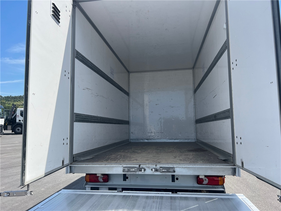 الشاحنات الصغيرة صندوق مغلق PEUGEOT BOXER: صور 9
