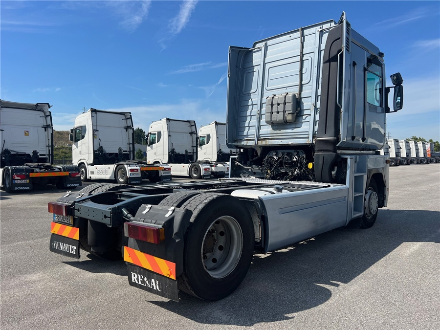 Renault AE 440 / MANUAL GEARBOX - شاحنة جرار: صور 4 Renault AE 440 / MANUAL GEARBOX - شاحنة جرار: صور 4