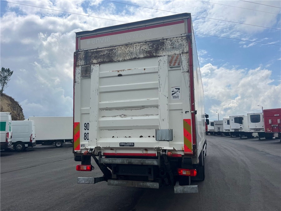 Renault D 19 - بصندوق مغلق شاحنة: صور 3 Renault D 19 - بصندوق مغلق شاحنة: صور 3