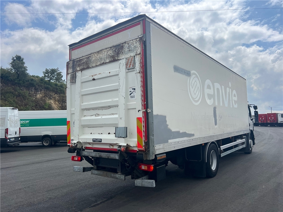 Renault D 19 - بصندوق مغلق شاحنة: صور 4 Renault D 19 - بصندوق مغلق شاحنة: صور 4