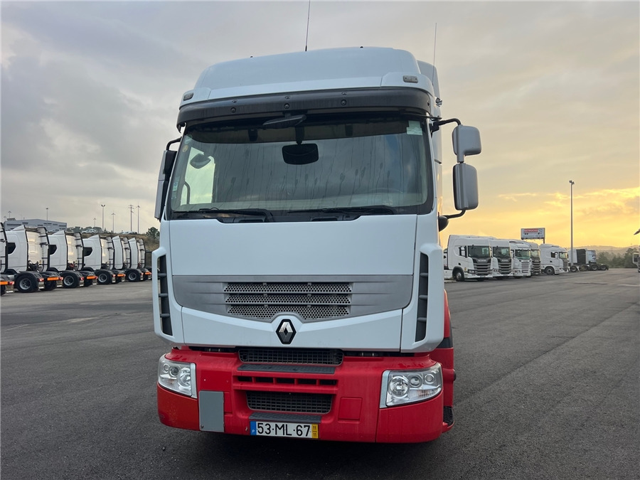 Renault PREMIUM - شاحنة جرار: صور 2 Renault PREMIUM - شاحنة جرار: صور 2