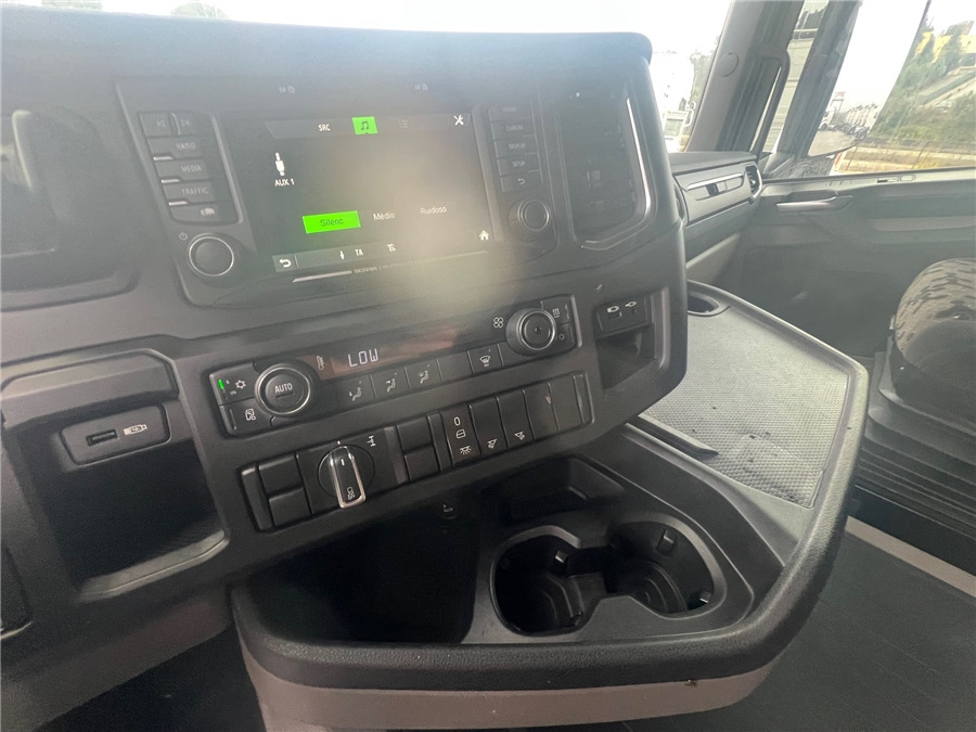 تأجير Scania R450 / RETARDER Scania R450 / RETARDER: صور 20