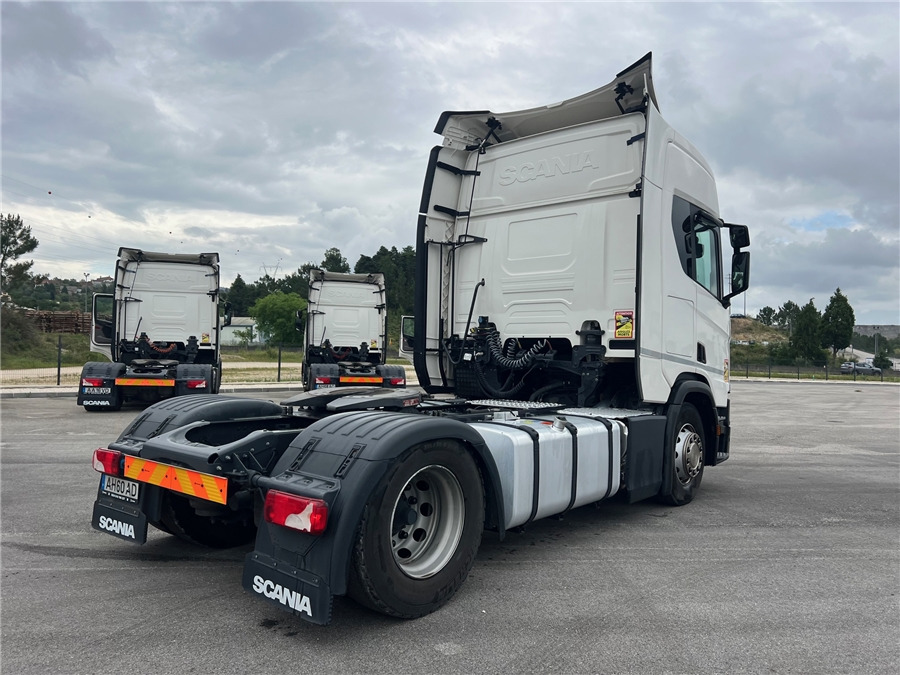 Scania R450 - شاحنة جرار: صور 4 Scania R450 - شاحنة جرار: صور 4