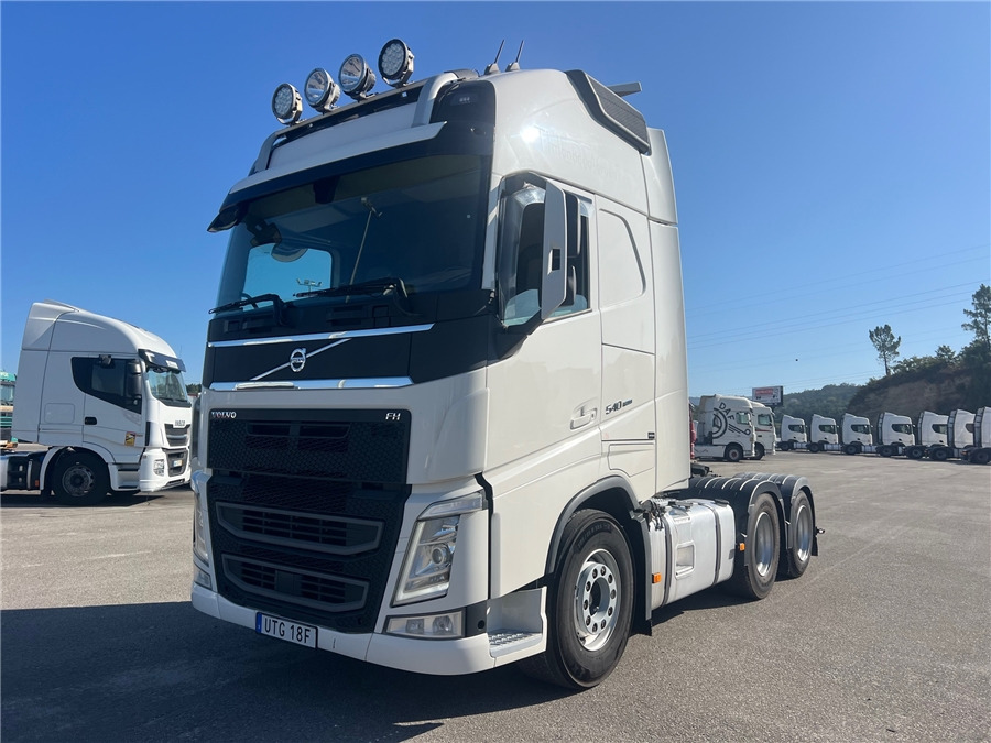 Volvo FH 540 - شاحنة جرار: صور 1 Volvo FH 540 - شاحنة جرار: صور 1