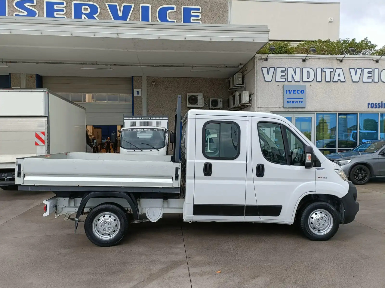 FIAT DUCATO MAXI 35 LH1 7 POSTI - الشاحنات الصغيرة المسطحة: صور 1 FIAT DUCATO MAXI 35 LH1 7 POSTI - الشاحنات الصغيرة المسطحة: صور 1