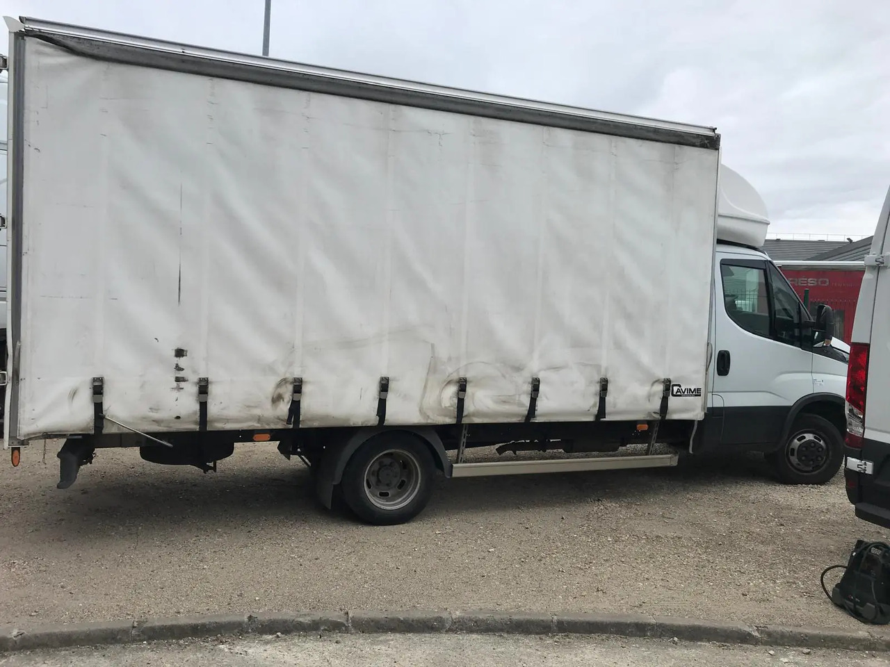 IVECO DAILY 35C16 CC 3000 - الشاحنات الصغيرة ستائر: صور 2 IVECO DAILY 35C16 CC 3000 - الشاحنات الصغيرة ستائر: صور 2