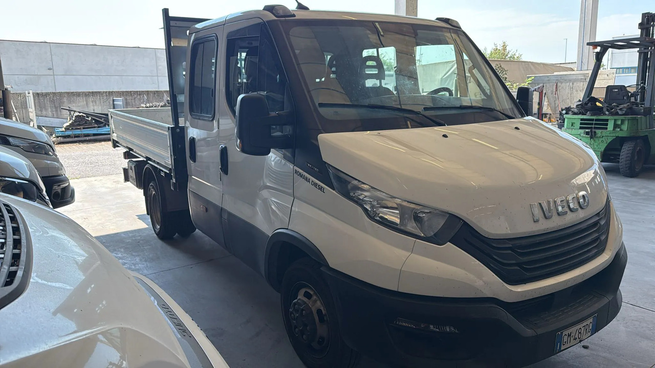 IVECO DAILY 35C16 DOPPIA CABINA RIBALTABILE TRILATERALE 3.0 - قلاب صغير: صور 2 IVECO DAILY 35C16 DOPPIA CABINA RIBALTABILE TRILATERALE 3.0 - قلاب صغير: صور 2
