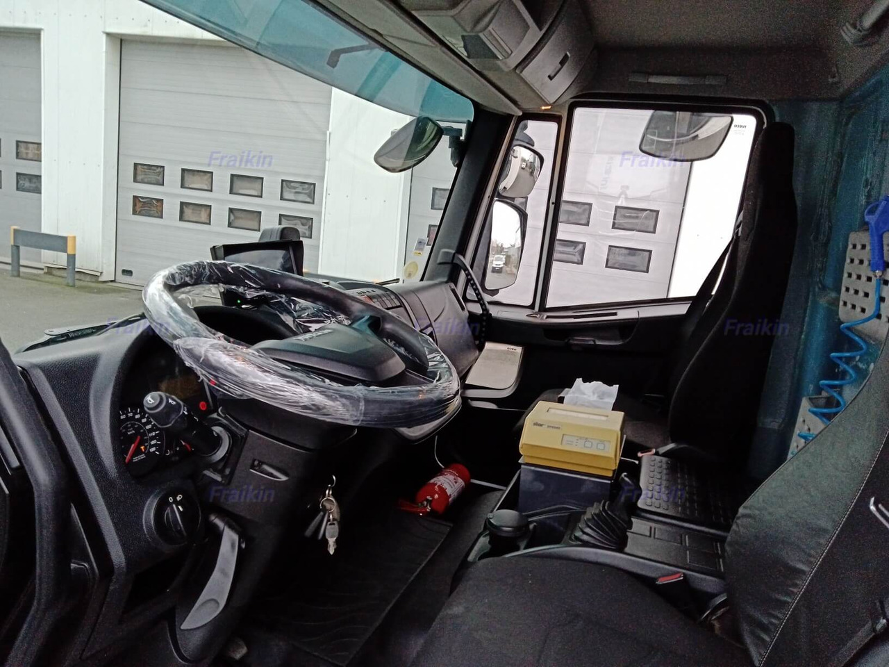 IVECO EUROCARGO 180EL32P EURO 6 - بصندوق مغلق شاحنة: صور 3 IVECO EUROCARGO 180EL32P EURO 6 - بصندوق مغلق شاحنة: صور 3