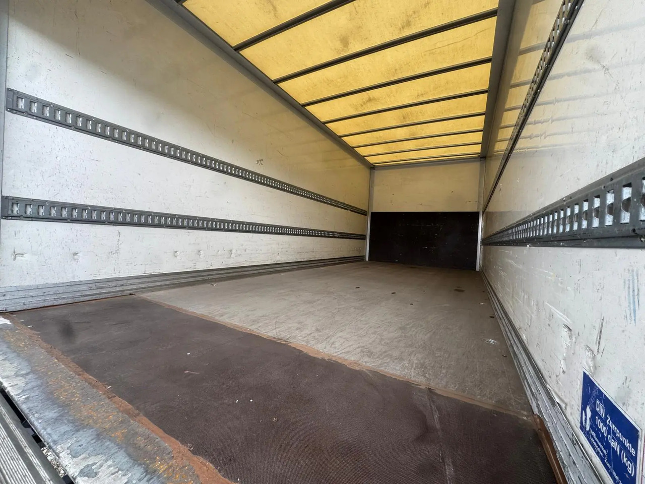 IVECO EUROCARGO 75E19P - الشاسيه شاحنة: صور 4 IVECO EUROCARGO 75E19P - الشاسيه شاحنة: صور 4