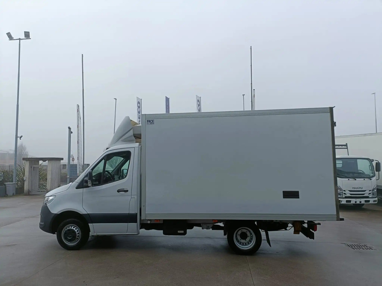 MERCEDES BENZ SPRINTER 415 150 CV - الشاحنات الصغيرة المبردة: صور 4 MERCEDES BENZ SPRINTER 415 150 CV - الشاحنات الصغيرة المبردة: صور 4