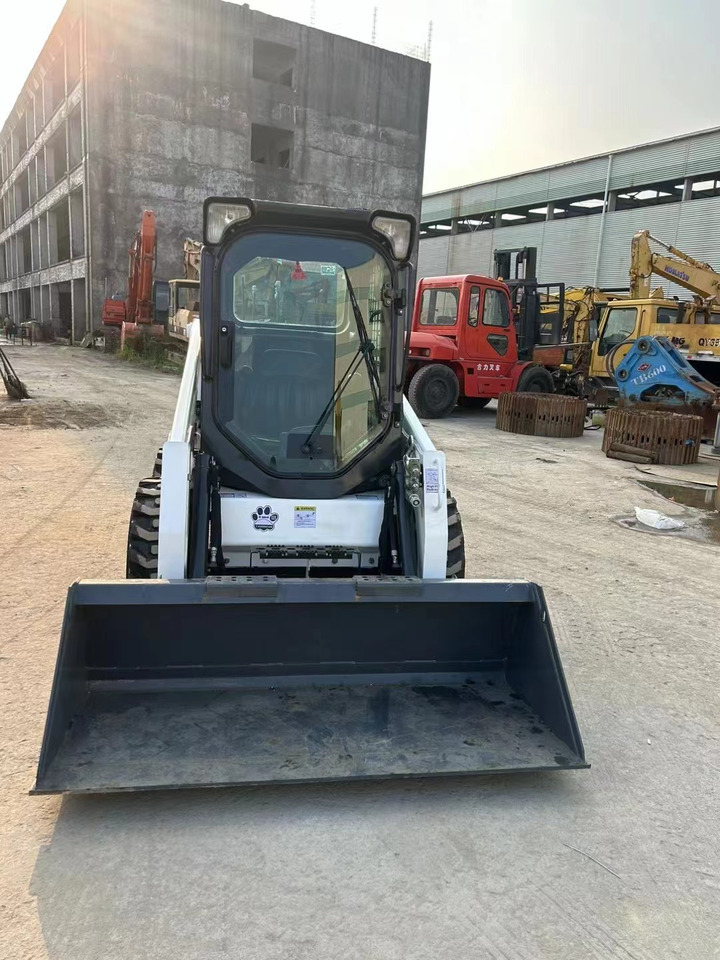 Bobcat S450 - شيول صغير: صور 1 Bobcat S450 - شيول صغير: صور 1