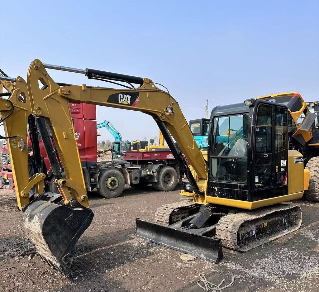 Caterpillar 306E - حفارة مصغرة: صور 3 Caterpillar 306E - حفارة مصغرة: صور 3
