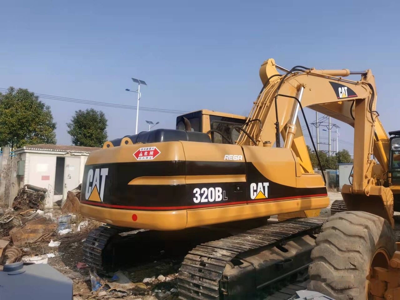 Caterpillar 320B - حفارات زحافة: صور 2 Caterpillar 320B - حفارات زحافة: صور 2