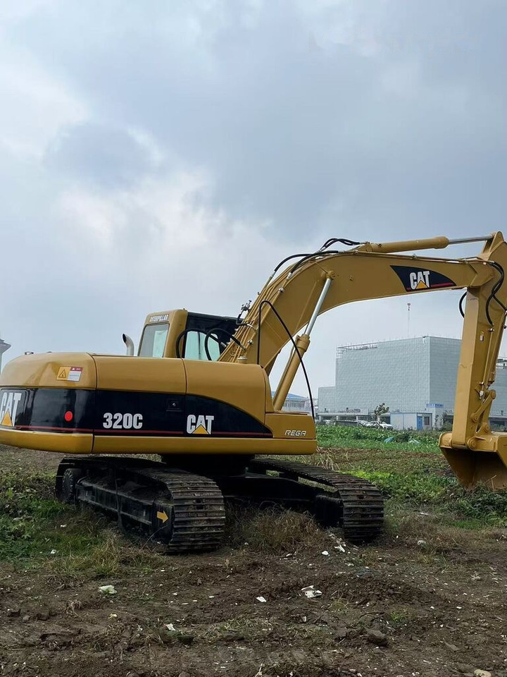 Caterpillar 320C - حفارات زحافة: صور 5 Caterpillar 320C - حفارات زحافة: صور 5