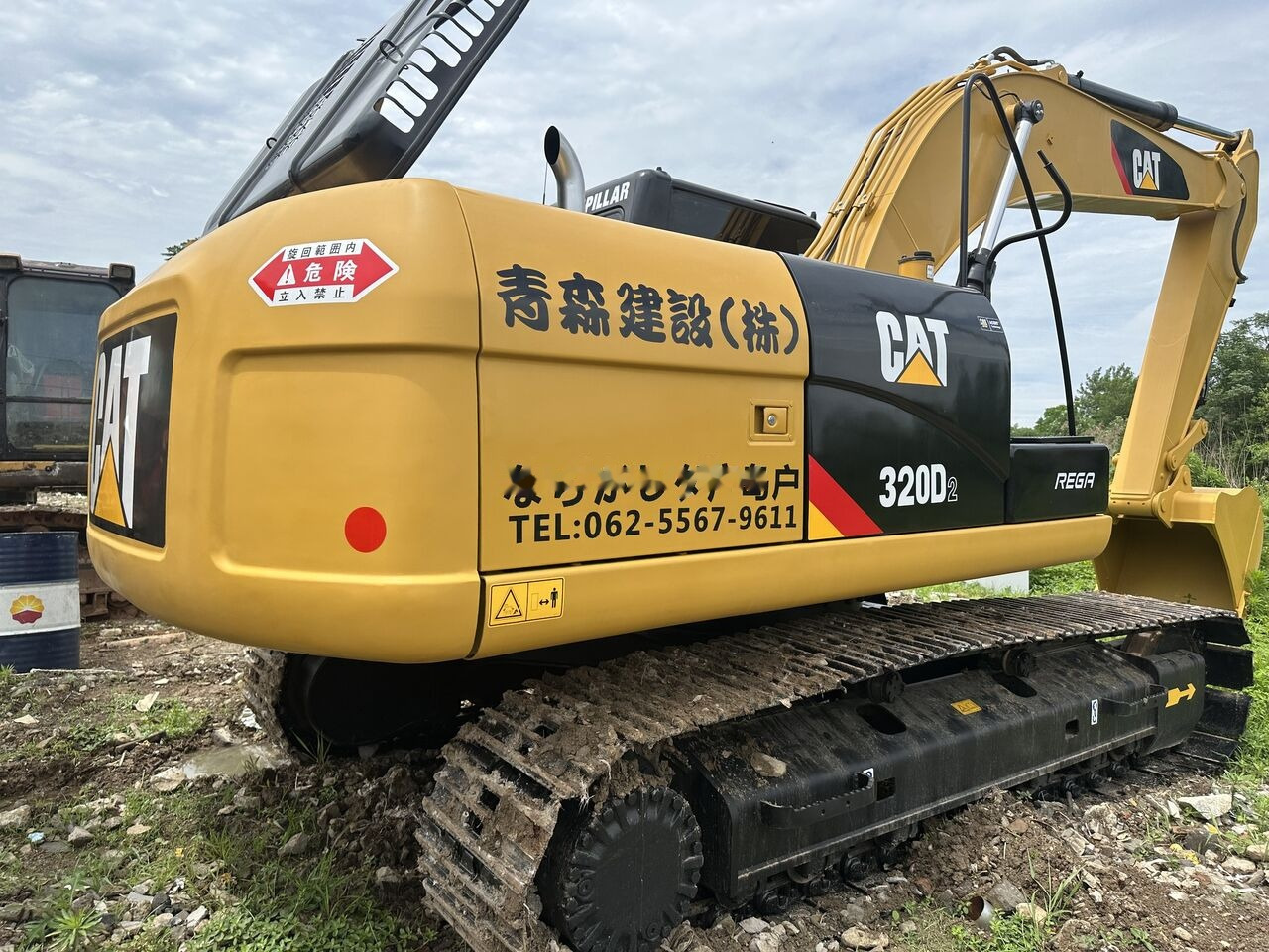 Caterpillar 320D2 - حفارات زحافة: صور 3 Caterpillar 320D2 - حفارات زحافة: صور 3