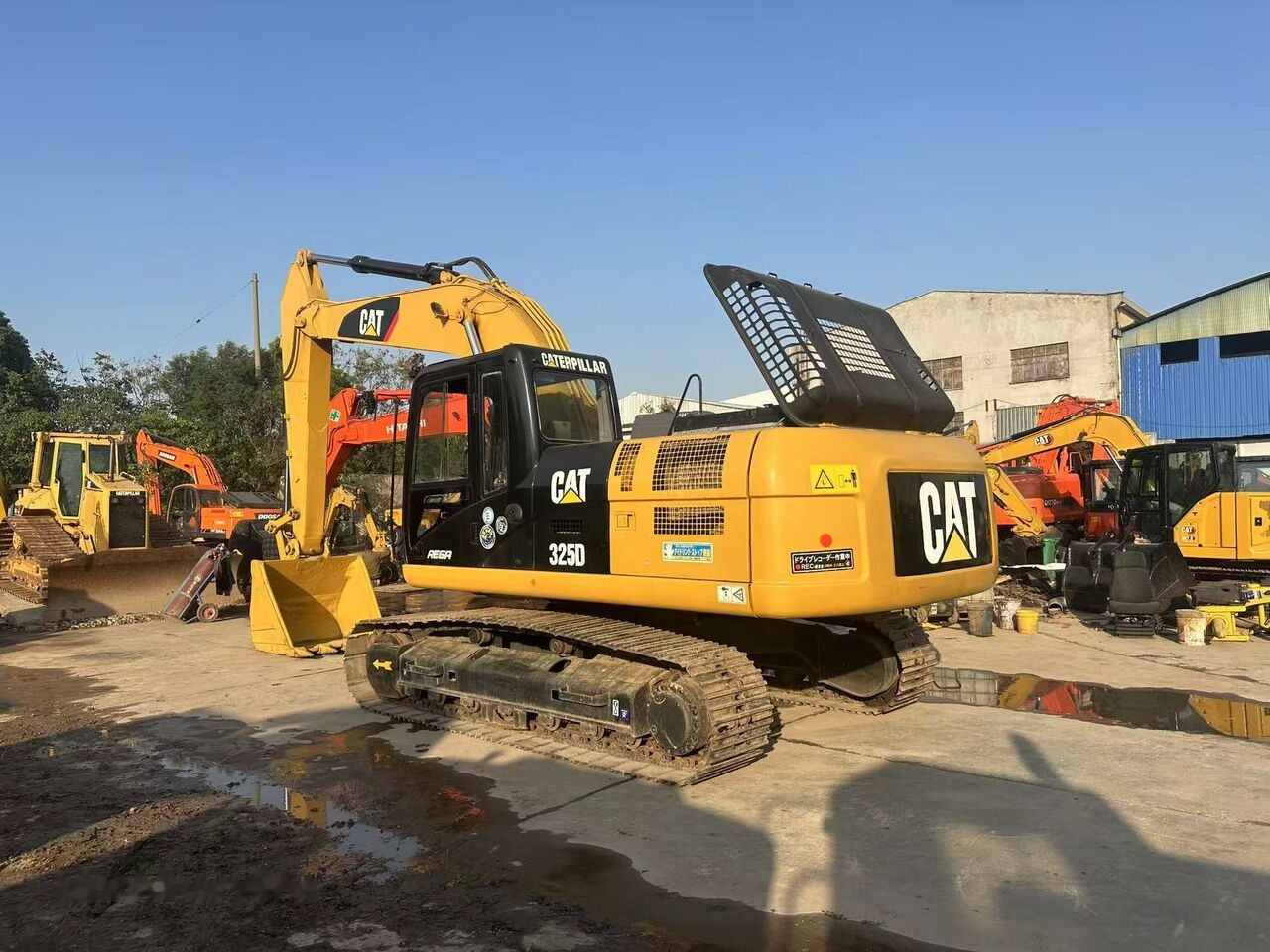 Caterpillar 325D - حفارات زحافة: صور 4 Caterpillar 325D - حفارات زحافة: صور 4