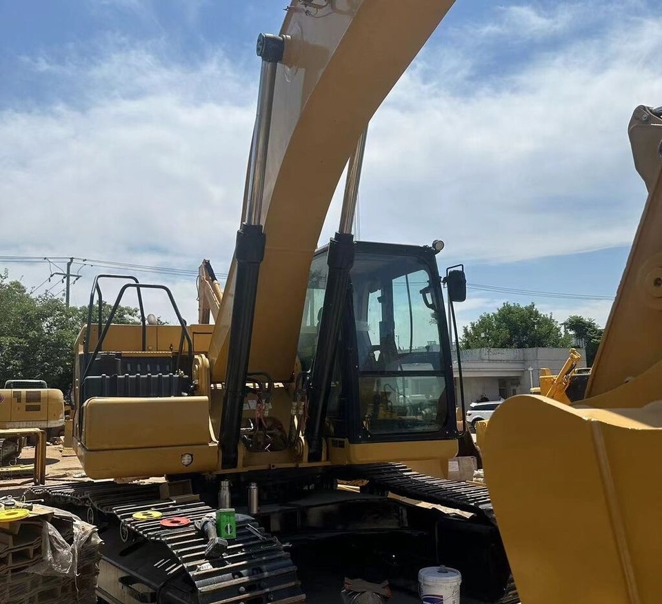 Caterpillar 330GC - حفارات زحافة: صور 1 Caterpillar 330GC - حفارات زحافة: صور 1