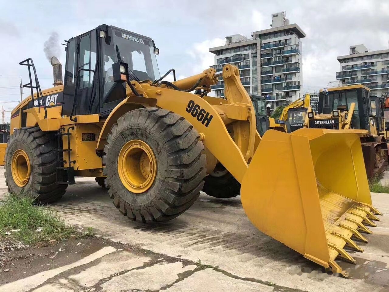 Caterpillar 966H - اللودر بعجل: صور 2 Caterpillar 966H - اللودر بعجل: صور 2