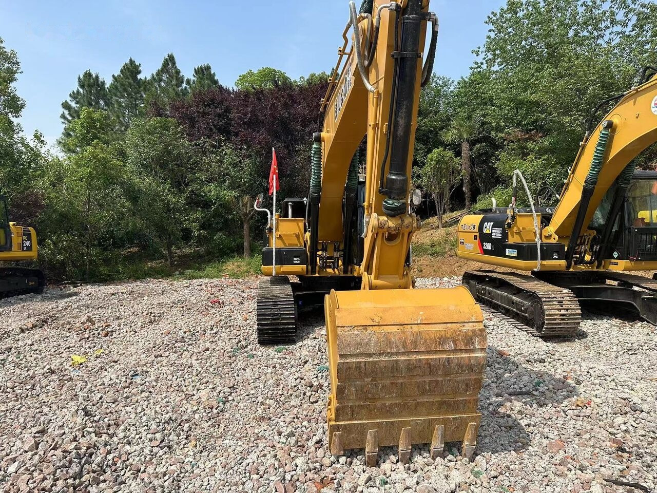 Caterpillar CAT 320D - حفارات زحافة: صور 2 Caterpillar CAT 320D - حفارات زحافة: صور 2
