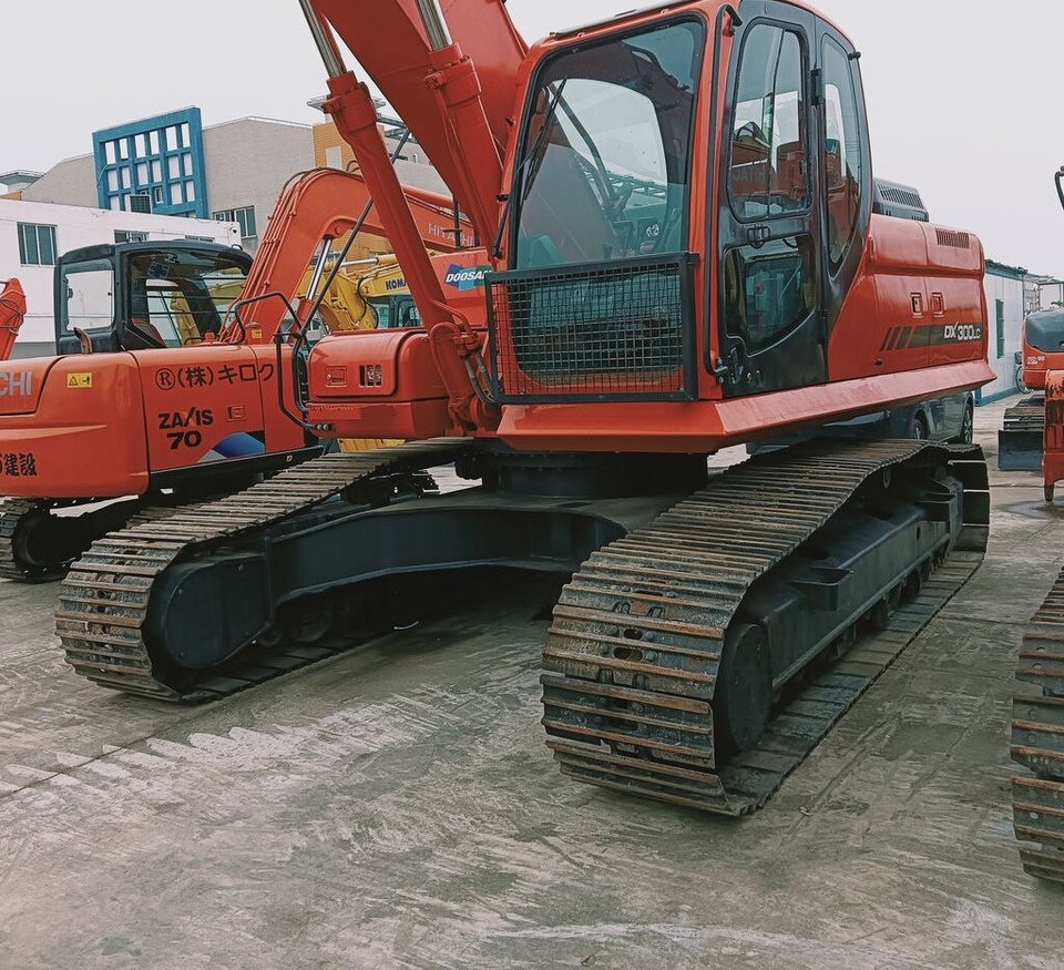 Doosan DX300 - حفارات زحافة: صور 1 Doosan DX300 - حفارات زحافة: صور 1